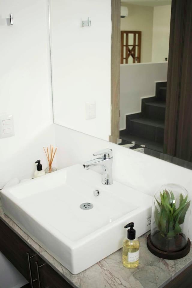 Modern House Surrounded By Nature Merida Bagian luar foto