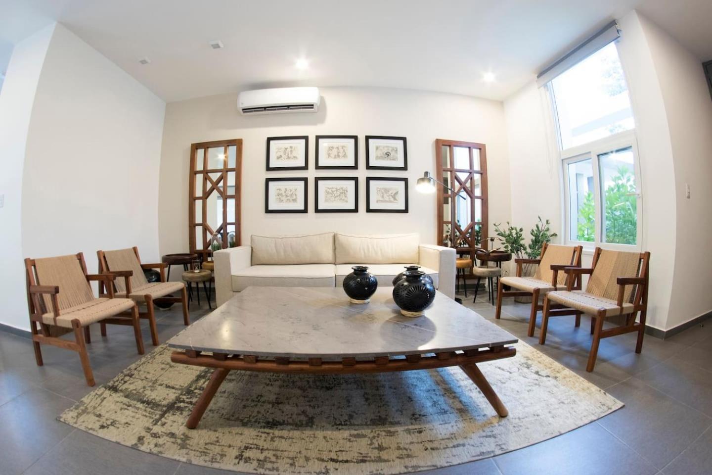 Modern House Surrounded By Nature Merida Bagian luar foto