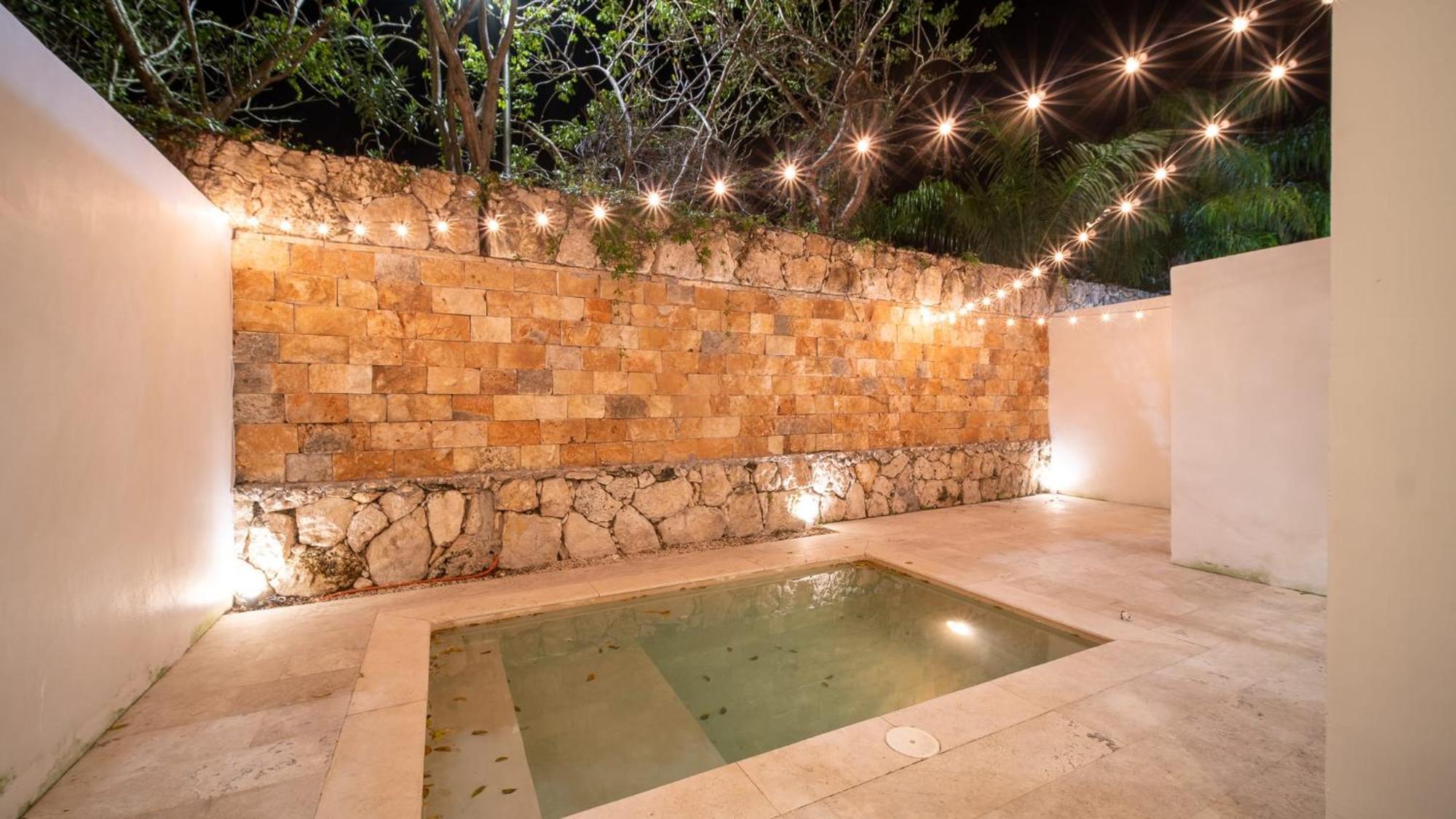Modern House Surrounded By Nature Merida Bagian luar foto